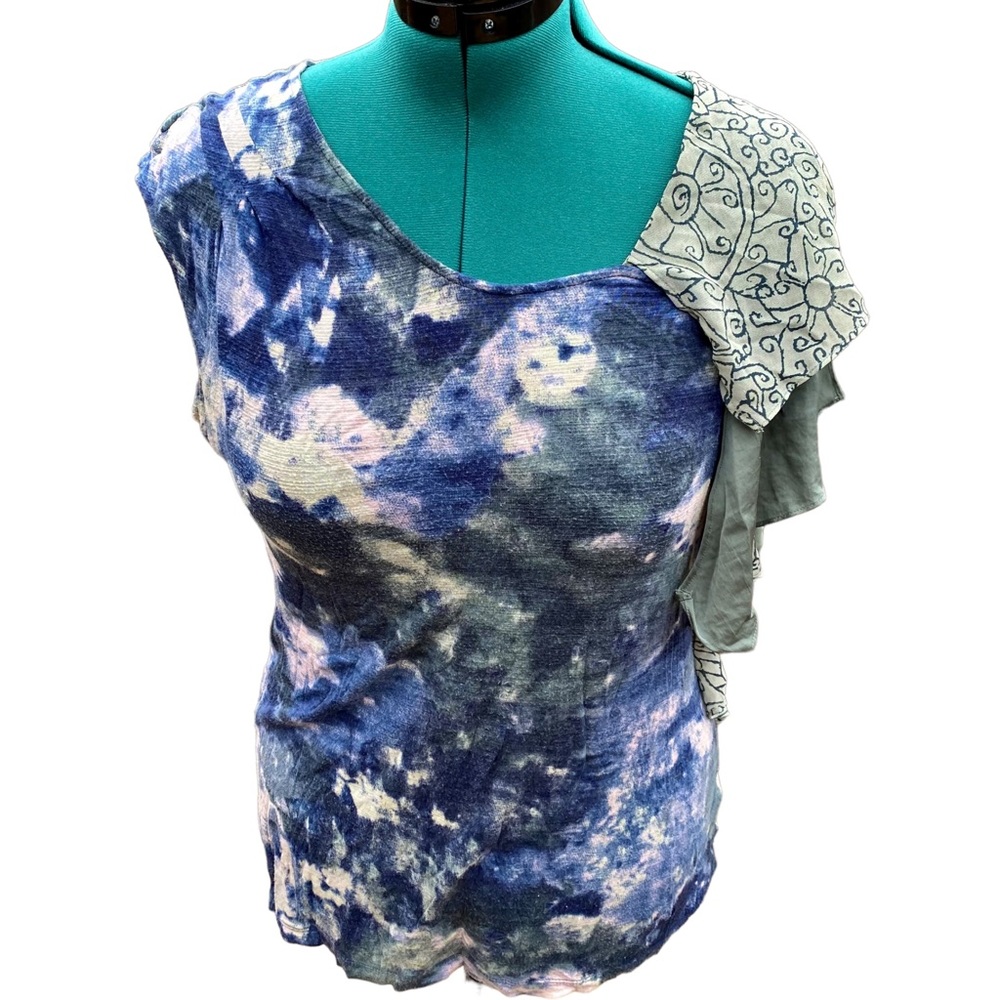 ANTHROPOLOGIE Blue Green Marble Ruffle Detail Pretty Top Blouse. Size Medium.